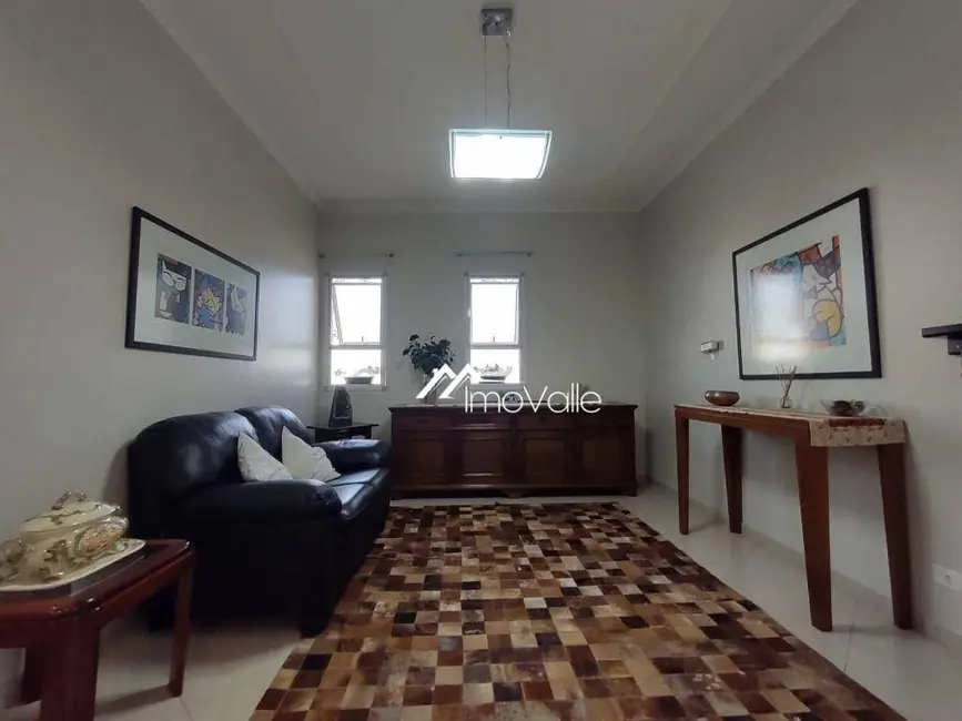 Foto 5 de Casa com 3 quartos à venda, 450m2 em Sao Jose Dos Campos - SP