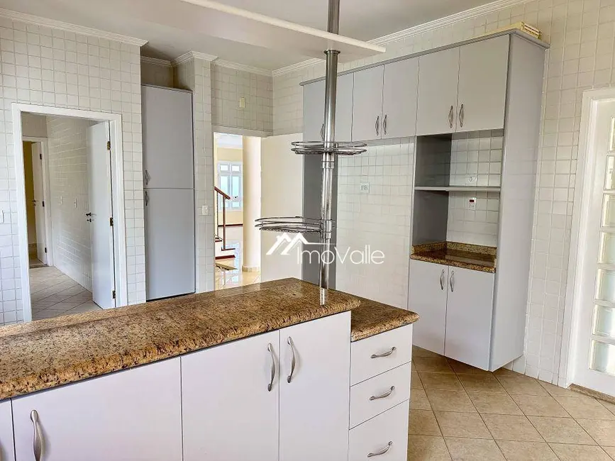 Foto 6 de Casa de Condomínio com 4 quartos para alugar, 360m2 em Sao Jose Dos Campos - SP