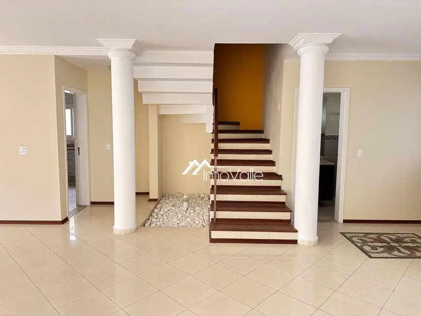 Foto 2 de Casa de Condomínio com 4 quartos para alugar, 360m2 em Sao Jose Dos Campos - SP