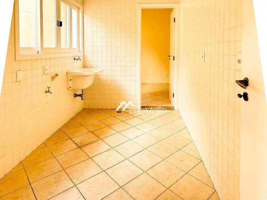 Foto 7 de Casa de Condomínio com 4 quartos para alugar, 360m2 em Sao Jose Dos Campos - SP