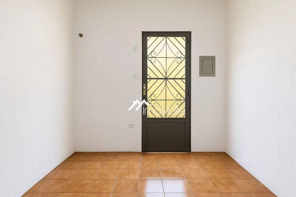 Foto 2 de Casa com 4 quartos à venda, 260m2 em Sao Jose Dos Campos - SP