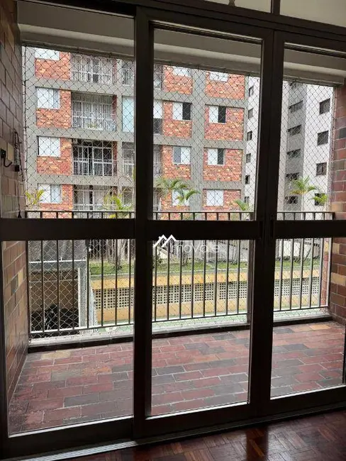 Apartamento com 3 quartos para alugar, 82m2 em Sao Jose Dos Campos - SP - imagem 3 Foto 3 de Apartamento com 3 quartos para alugar, 82m2 em Sao Jose Dos Campos - SP