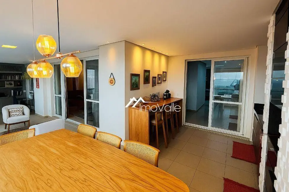 Apartamento com 4 quartos à venda, 194m2 em Sao Jose Dos Campos - SP - imagem 6 Foto 6 de Apartamento com 4 quartos à venda, 194m2 em Sao Jose Dos Campos - SP