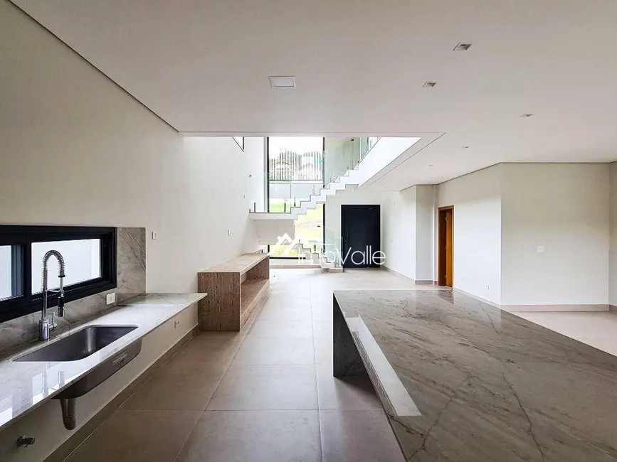 Foto 9 de Casa de Condomínio com 5 quartos à venda, 480m2 em Sao Jose Dos Campos - SP