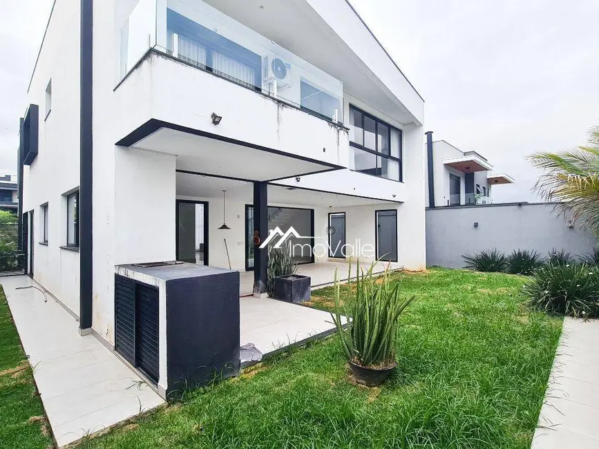 Casa de Condomínio com 3 quartos à venda, 450m2 em Sao Jose Dos Campos - SP - imagem 8 Foto 8 de Casa de Condomínio com 3 quartos à venda, 450m2 em Sao Jose Dos Campos - SP