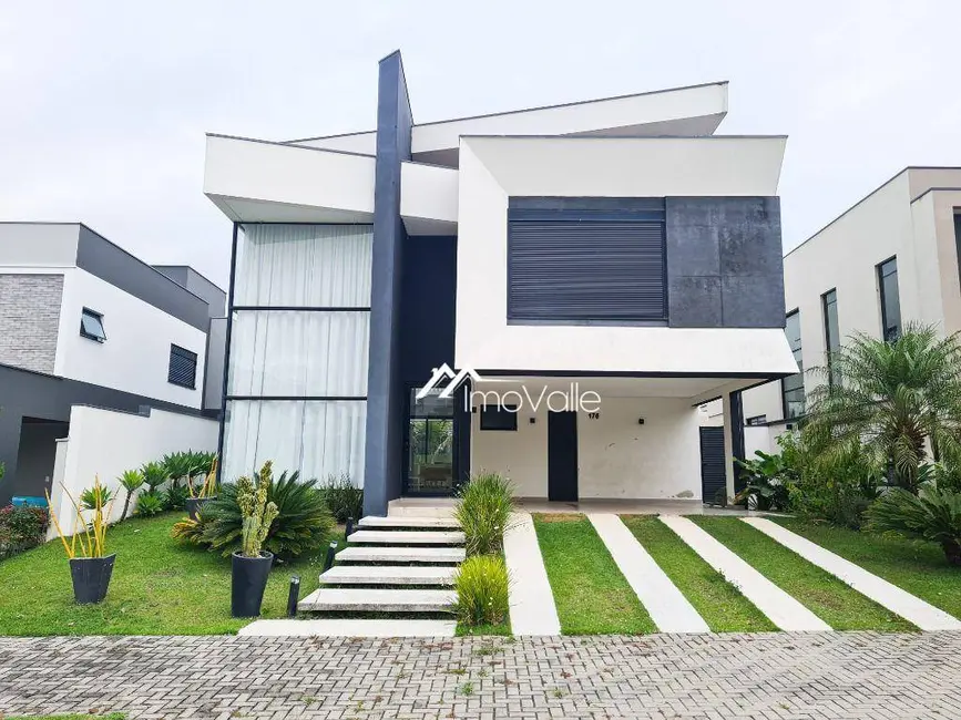 Casa de Condomínio com 3 quartos à venda, 450m2 em Sao Jose Dos Campos - SP - imagem 1 Foto 1 de Casa de Condomínio com 3 quartos à venda, 450m2 em Sao Jose Dos Campos - SP