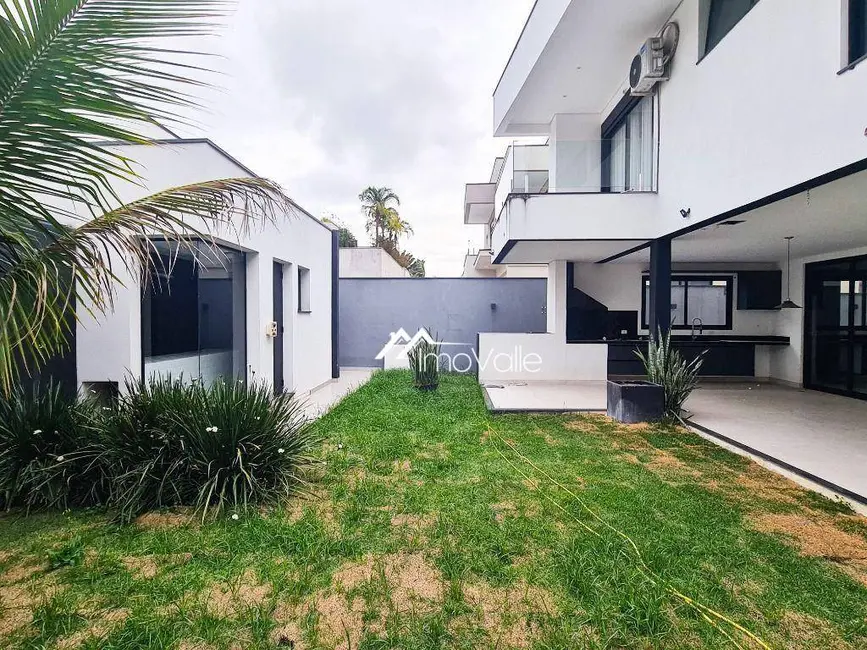 Casa de Condomínio com 3 quartos à venda, 450m2 em Sao Jose Dos Campos - SP - imagem 7 Foto 7 de Casa de Condomínio com 3 quartos à venda, 450m2 em Sao Jose Dos Campos - SP