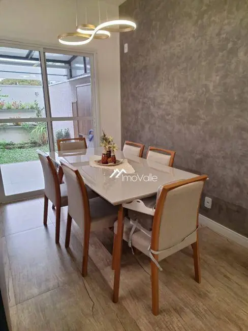 Foto 3 de Casa de Condomínio com 3 quartos à venda, 148m2 em Sao Jose Dos Campos - SP