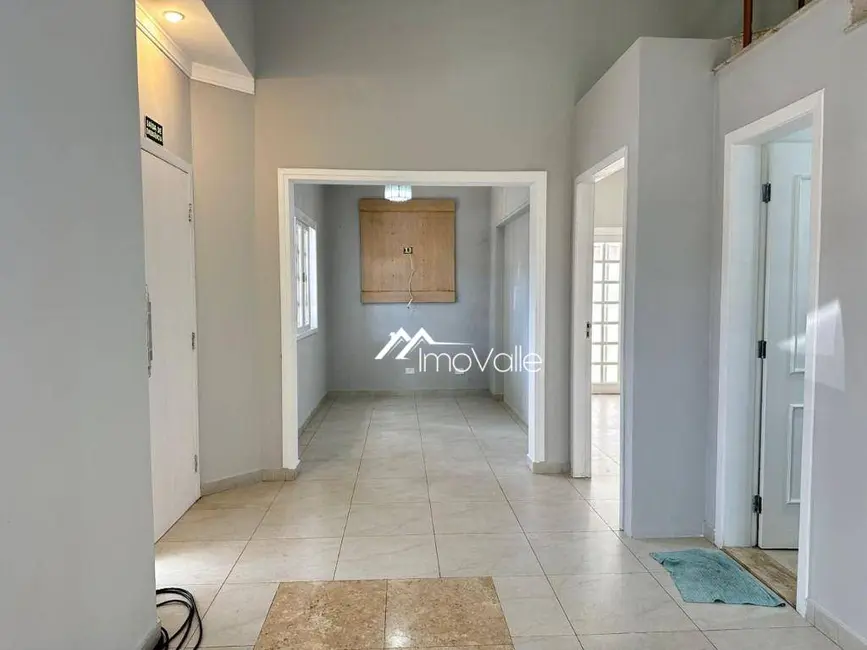 Casa com 5 quartos para alugar, 218m2 em Sao Jose Dos Campos - SP - imagem 6 Foto 6 de Casa com 5 quartos para alugar, 218m2 em Sao Jose Dos Campos - SP