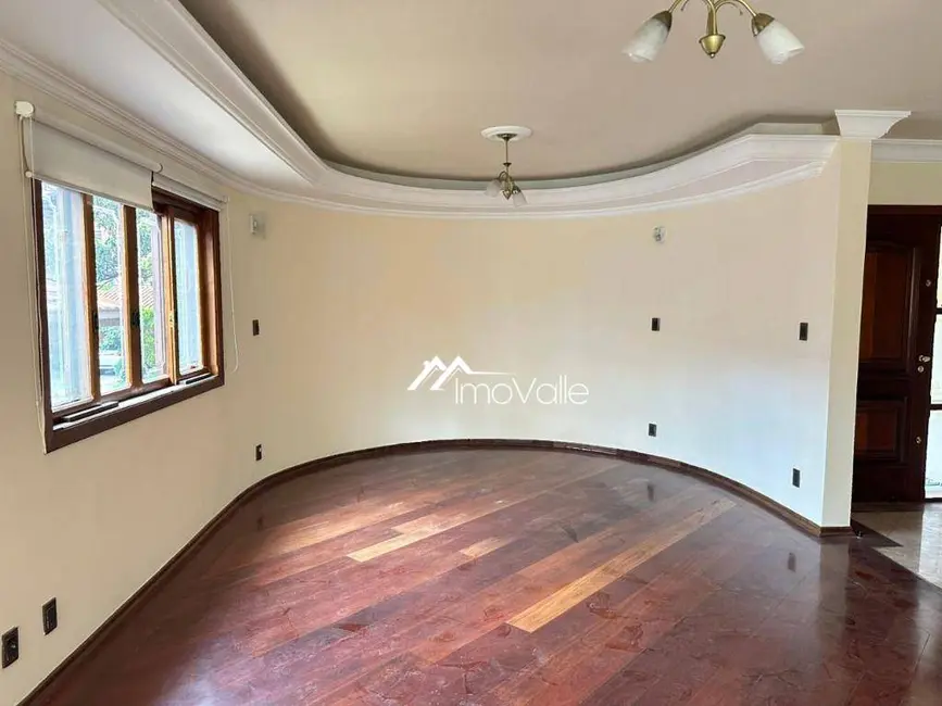 Foto 3 de Casa de Condomínio com 3 quartos à venda e para alugar, 500m2 em Sao Jose Dos Campos - SP