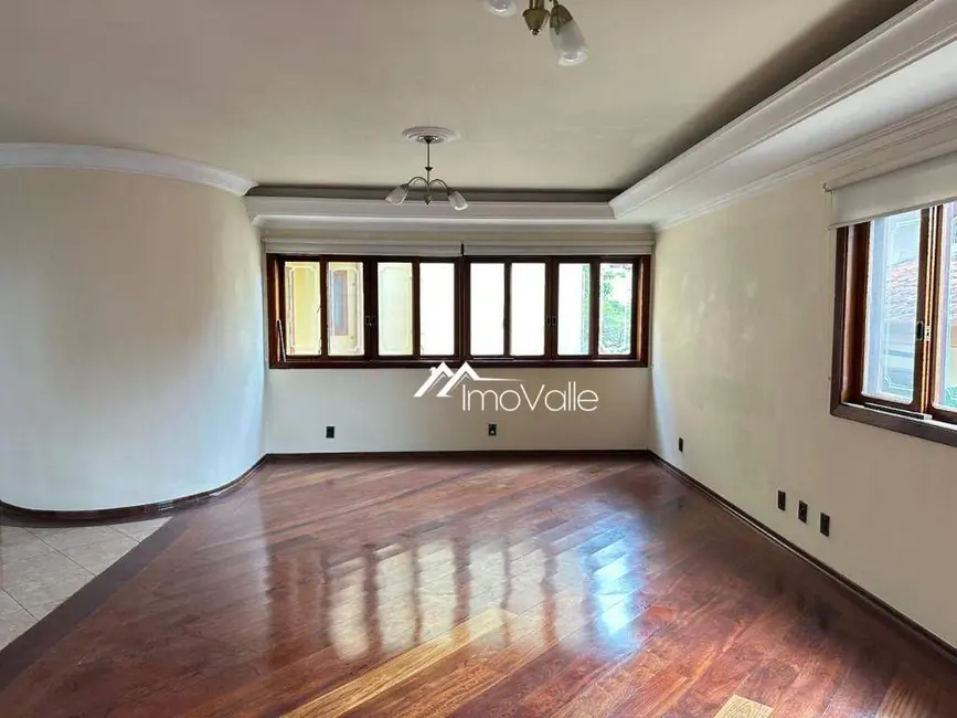 Foto 2 de Casa de Condomínio com 3 quartos à venda e para alugar, 500m2 em Sao Jose Dos Campos - SP