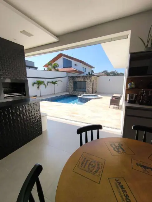 Foto 7 de Casa de Condomínio com 5 quartos à venda e para alugar, 760m2 em Sao Jose Dos Campos - SP