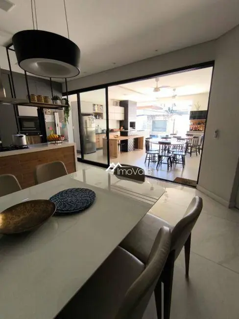 Foto 5 de Casa de Condomínio com 5 quartos à venda e para alugar, 760m2 em Sao Jose Dos Campos - SP