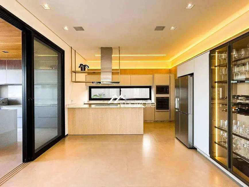 Foto 3 de Casa de Condomínio com 5 quartos à venda, 563m2 em Sao Jose Dos Campos - SP