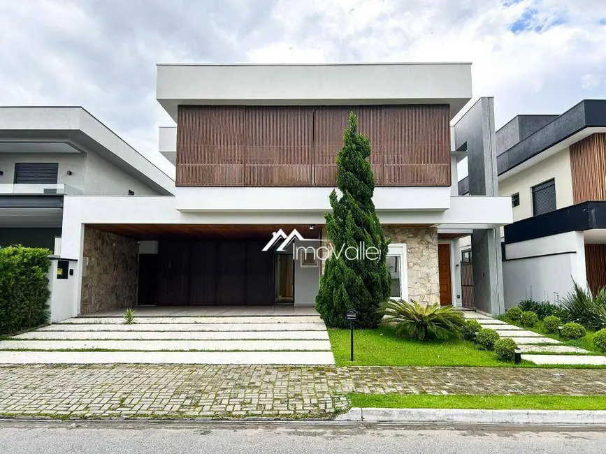 Foto 1 de Casa de Condomínio com 4 quartos à venda, 450m2 em Sao Jose Dos Campos - SP