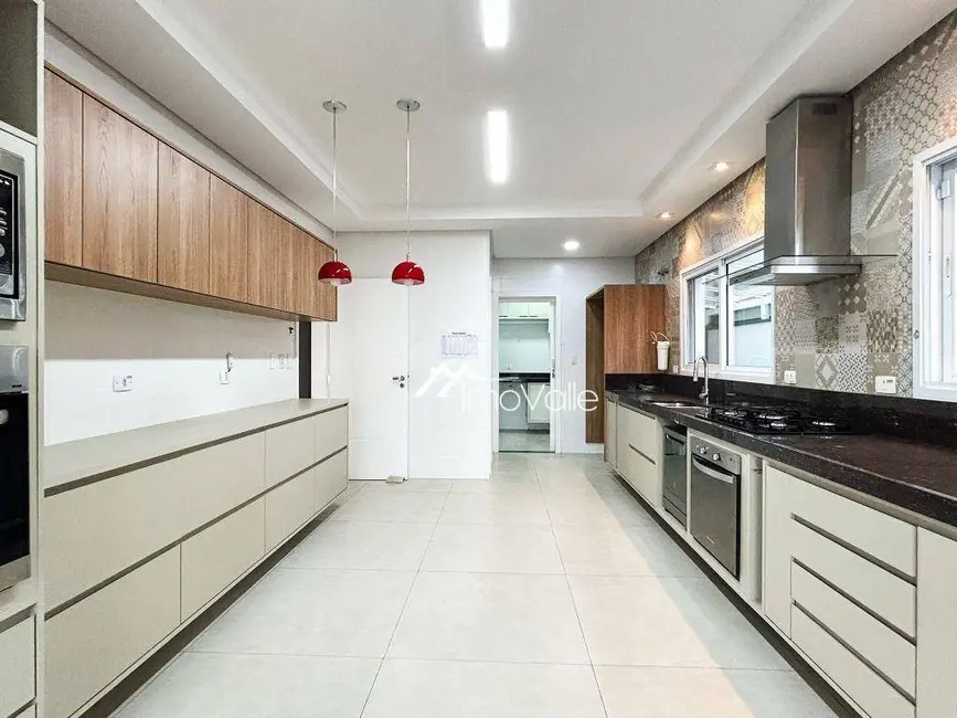 Foto 7 de Casa de Condomínio com 4 quartos à venda, 450m2 em Sao Jose Dos Campos - SP