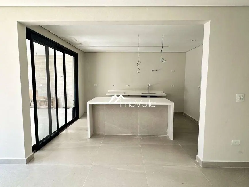 Foto 3 de Casa de Condomínio com 5 quartos à venda, 360m2 em Sao Jose Dos Campos - SP