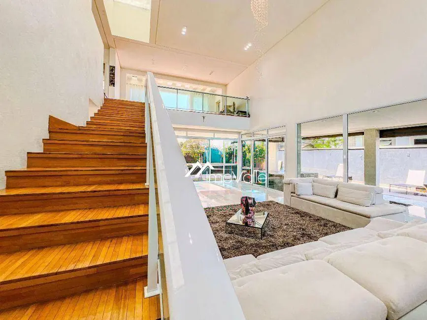 Casa de Condomínio com 5 quartos à venda, 1200m2 em Sao Jose Dos Campos - SP - imagem 9 Foto 9 de Casa de Condomínio com 5 quartos à venda, 1200m2 em Sao Jose Dos Campos - SP