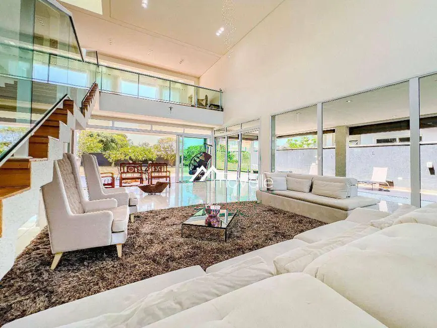 Casa de Condomínio com 5 quartos à venda, 1200m2 em Sao Jose Dos Campos - SP - imagem 8 Foto 8 de Casa de Condomínio com 5 quartos à venda, 1200m2 em Sao Jose Dos Campos - SP