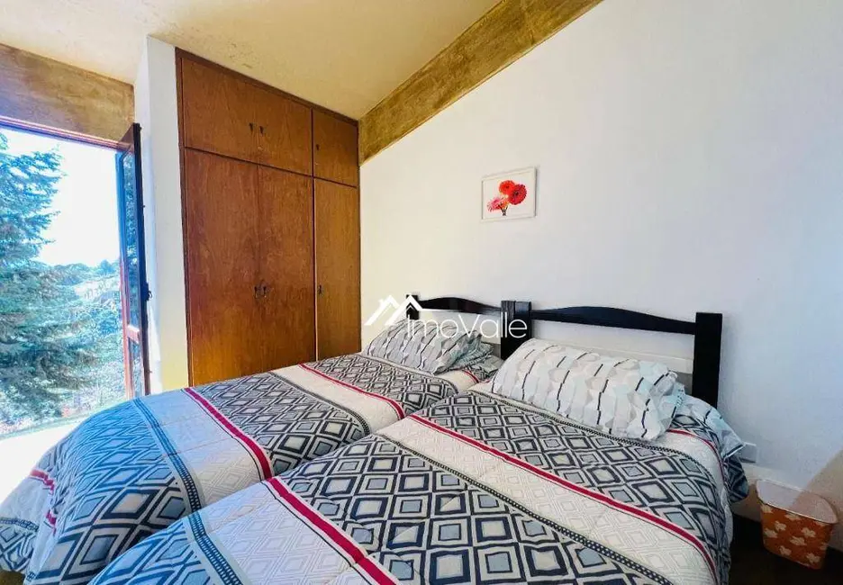 Foto 7 de Casa com 4 quartos à venda, 1085m2 em Campos Do Jordao - SP