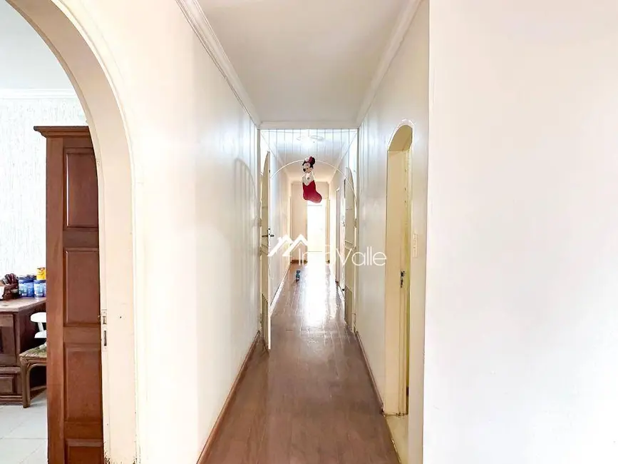 Foto 6 de Casa com 5 quartos à venda, 900m2 em Sao Jose Dos Campos - SP