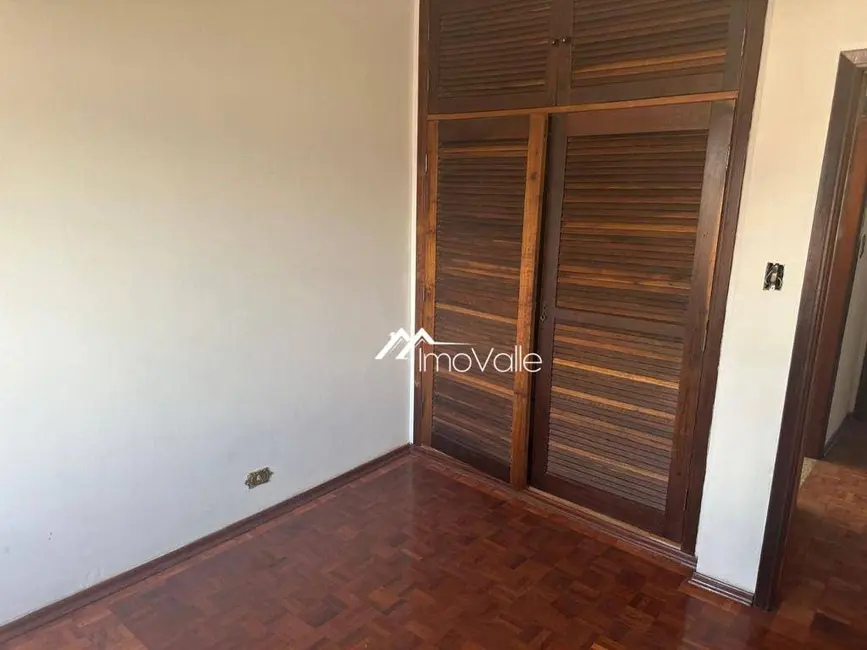 Foto 8 de Casa com 3 quartos para alugar, 350m2 em Sao Jose Dos Campos - SP