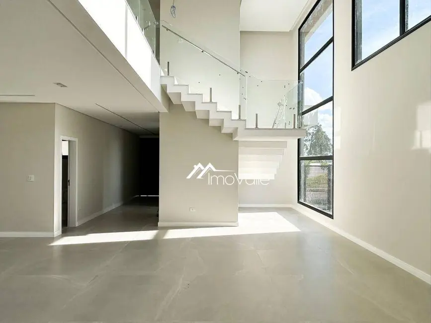 Foto 2 de Casa de Condomínio com 6 quartos à venda, 720m2 em Sao Jose Dos Campos - SP