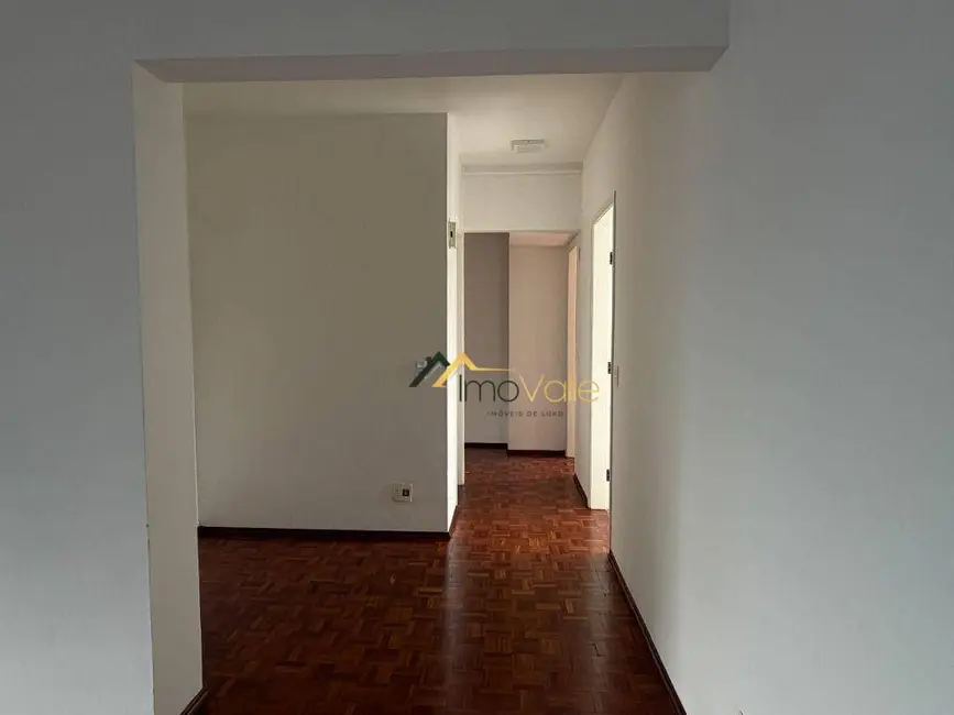 Apartamento com 3 quartos para alugar, 127m2 em Sao Jose Dos Campos - SP - imagem 5 Foto 5 de Apartamento com 3 quartos para alugar, 127m2 em Sao Jose Dos Campos - SP