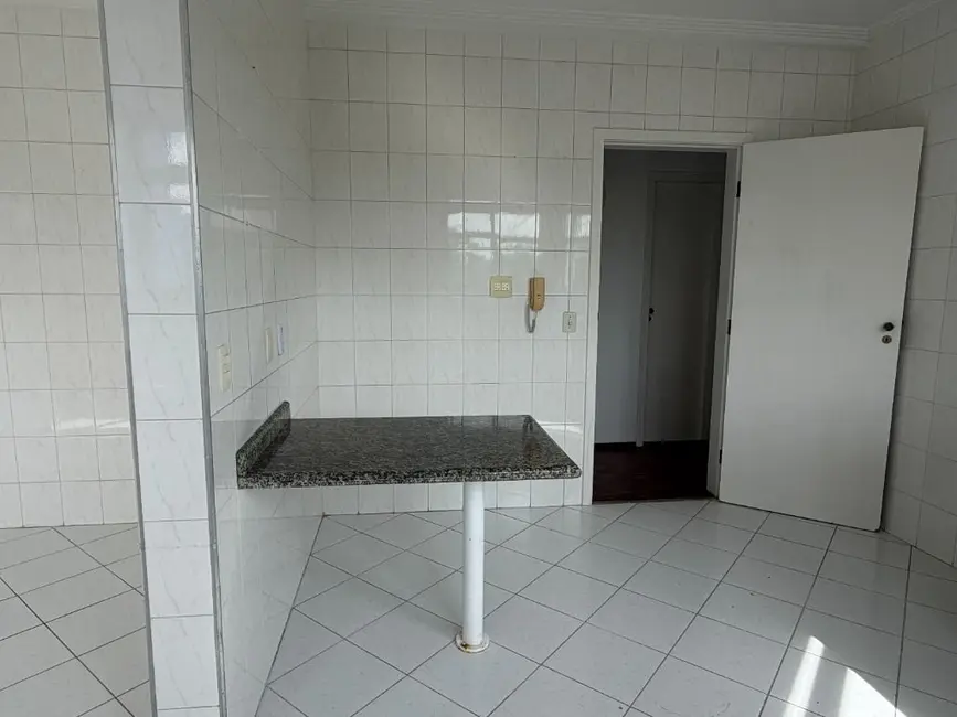 Foto 8 de Apartamento com 3 quartos para alugar, 127m2 em Sao Jose Dos Campos - SP
