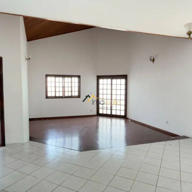 Foto 2 de Casa de Condomínio com 4 quartos para alugar, 360m2 em Sao Jose Dos Campos - SP