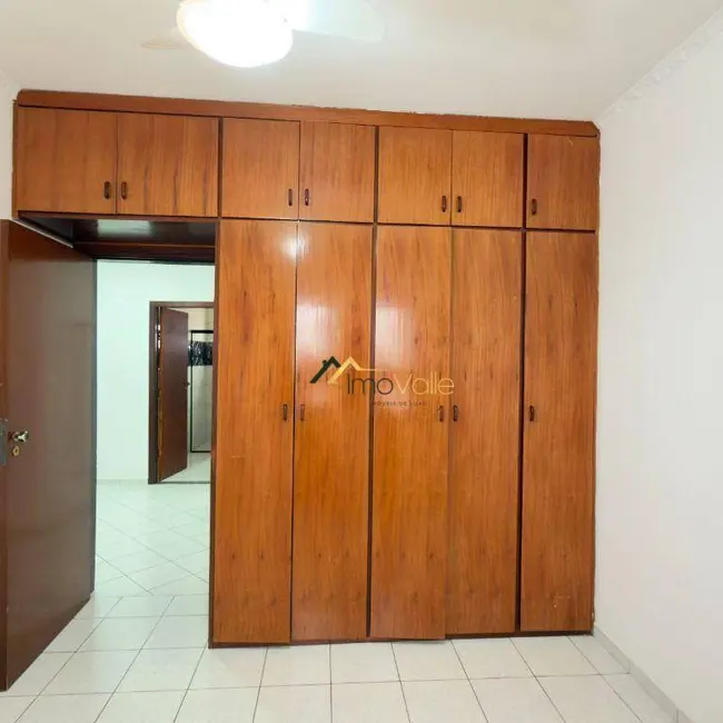 Foto 8 de Casa de Condomínio com 4 quartos para alugar, 360m2 em Sao Jose Dos Campos - SP