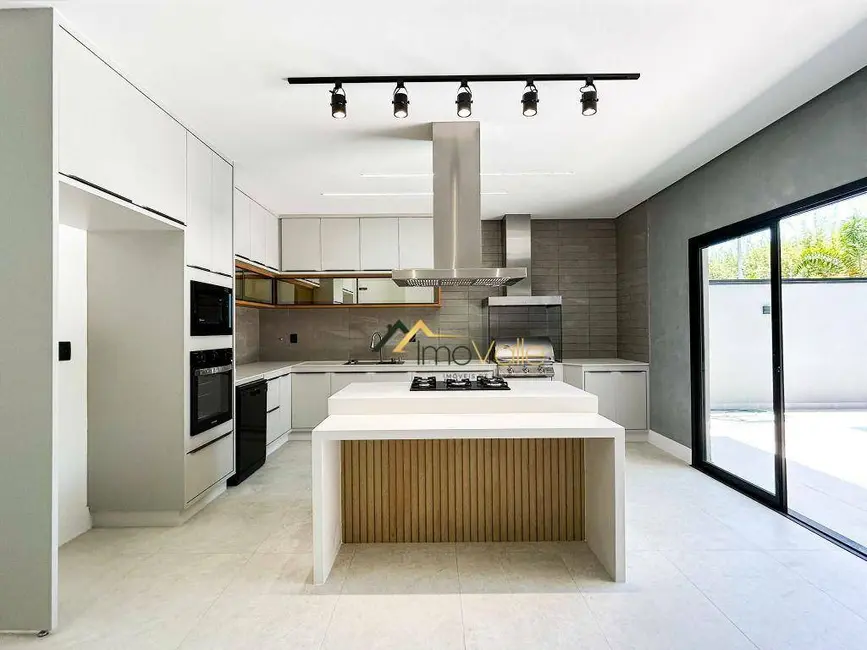 Casa de Condomínio com 4 quartos à venda e para alugar, 450m2 em Sao Jose Dos Campos - SP - imagem 7 Foto 7 de Casa de Condomínio com 4 quartos à venda e para alugar, 450m2 em Sao Jose Dos Campos - SP