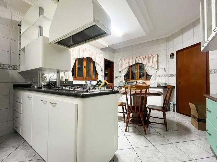 Foto 7 de Casa de Condomínio com 4 quartos para alugar, 636m2 em Sao Jose Dos Campos - SP