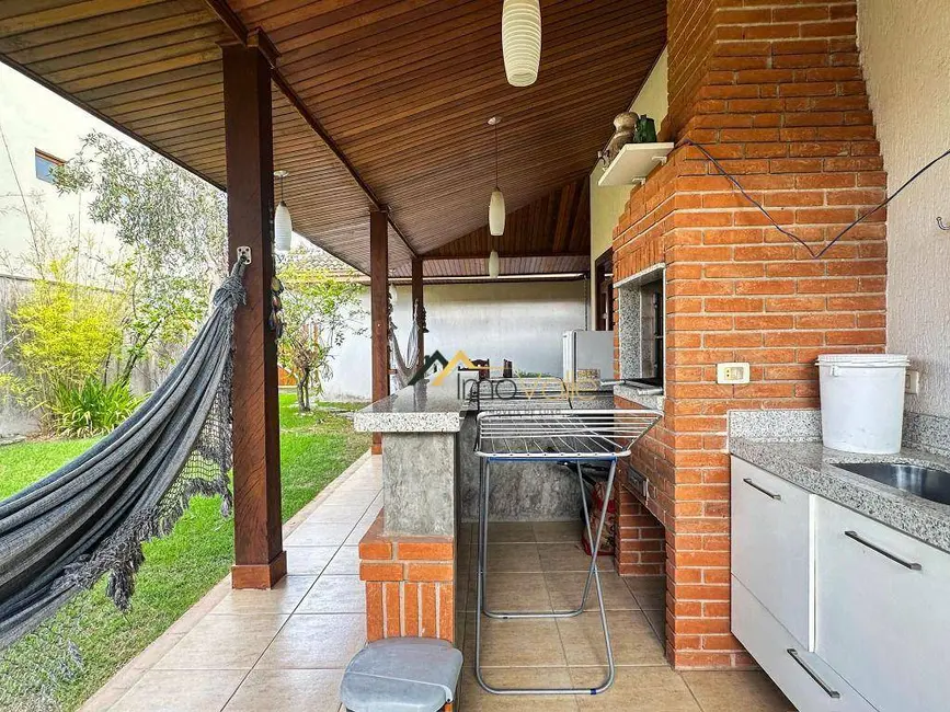 Casa de Condomínio com 3 quartos à venda, 720m2 em Sao Jose Dos Campos - SP - imagem 2 Foto 2 de Casa de Condomínio com 3 quartos à venda, 720m2 em Sao Jose Dos Campos - SP