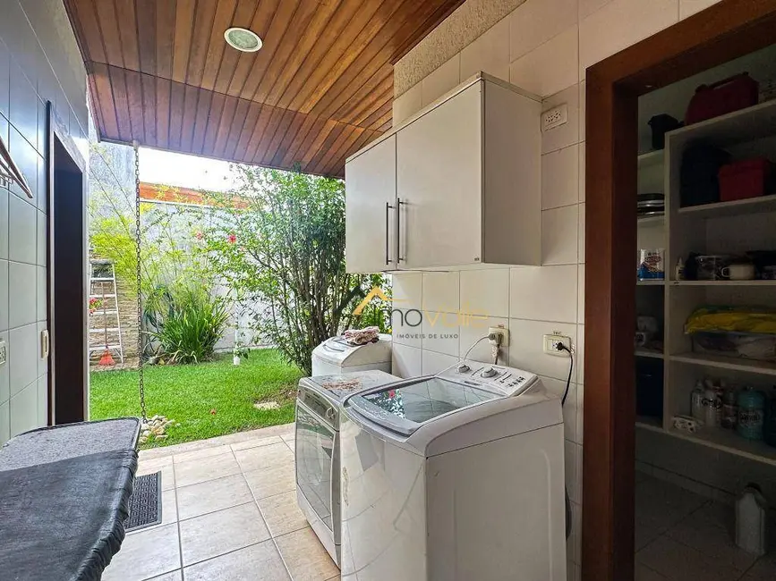 Casa de Condomínio com 3 quartos à venda, 720m2 em Sao Jose Dos Campos - SP - imagem 9 Foto 9 de Casa de Condomínio com 3 quartos à venda, 720m2 em Sao Jose Dos Campos - SP