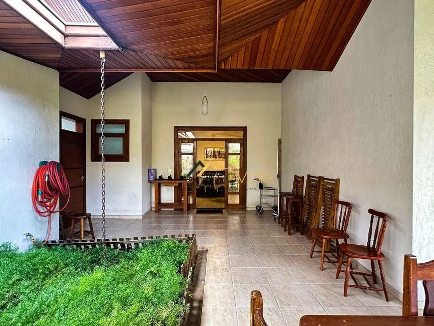 Casa de Condomínio com 3 quartos à venda, 720m2 em Sao Jose Dos Campos - SP - imagem 3 Foto 3 de Casa de Condomínio com 3 quartos à venda, 720m2 em Sao Jose Dos Campos - SP