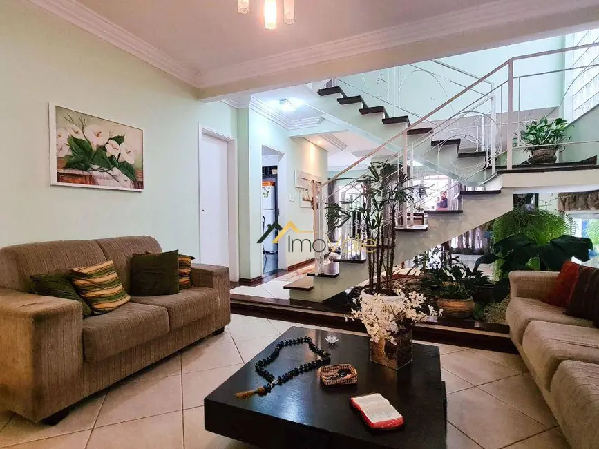 Foto 9 de Casa de Condomínio com 4 quartos à venda, 330m2 em Sao Jose Dos Campos - SP