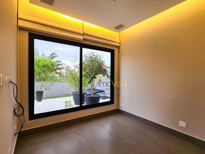 Foto 3 de Casa de Condomínio com 4 quartos para alugar, 465m2 em Sao Jose Dos Campos - SP