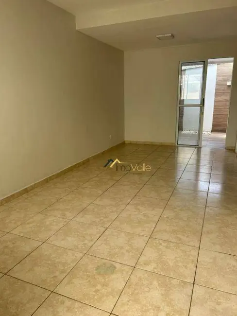 Foto 2 de Casa de Condomínio com 3 quartos à venda e para alugar, 120m2 em Sao Jose Dos Campos - SP