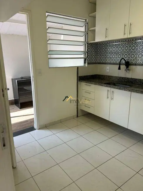 Foto 8 de Casa de Condomínio com 3 quartos à venda e para alugar, 120m2 em Sao Jose Dos Campos - SP