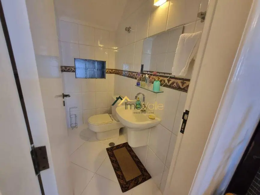 Foto 4 de Casa de Condomínio com 4 quartos à venda, 400m2 em Sao Jose Dos Campos - SP