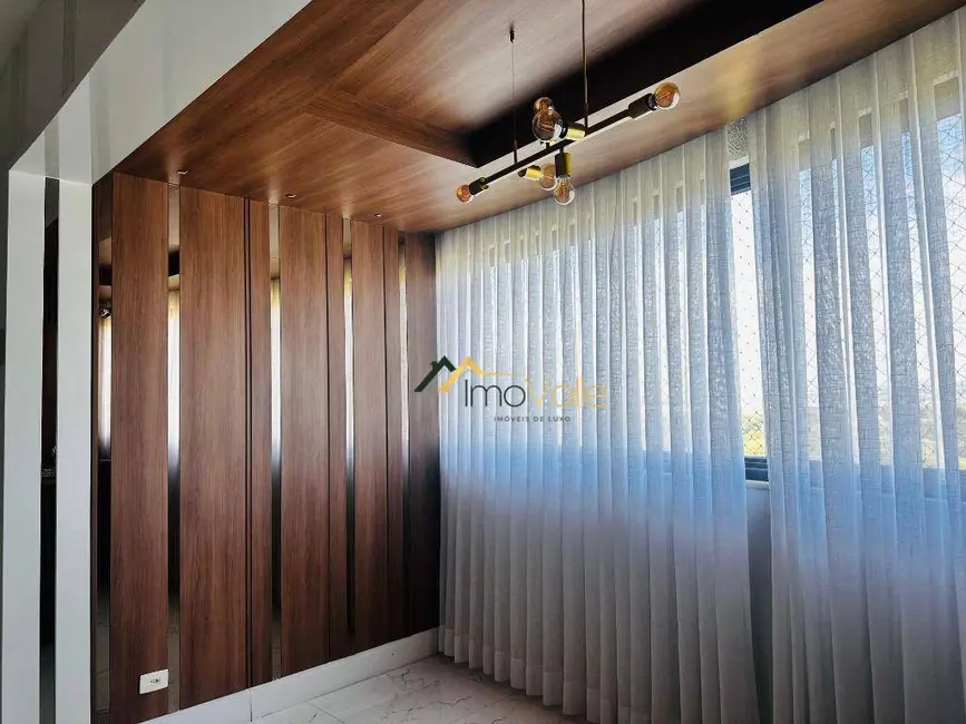 Apartamento com 4 quartos à venda, 124m2 em Sao Jose Dos Campos - SP - imagem 3 Foto 3 de Apartamento com 4 quartos à venda, 124m2 em Sao Jose Dos Campos - SP