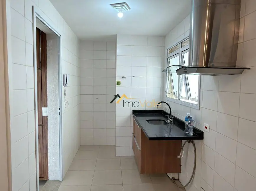 Apartamento com 3 quartos para alugar, 125m2 em Sao Jose Dos Campos - SP - imagem 9 Foto 9 de Apartamento com 3 quartos para alugar, 125m2 em Sao Jose Dos Campos - SP