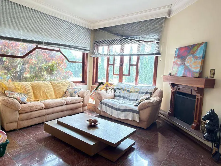 Foto 3 de Casa de Condomínio com 4 quartos para alugar, 360m2 em Sao Jose Dos Campos - SP