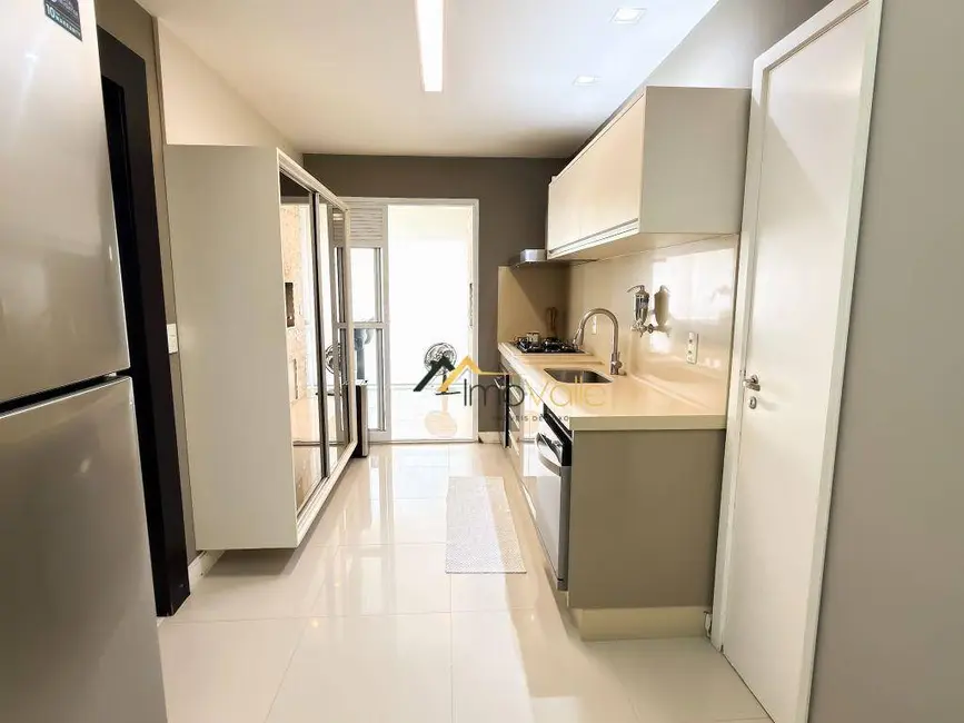 Foto 7 de Apartamento com 3 quartos à venda e para alugar, 156m2 em Sao Jose Dos Campos - SP
