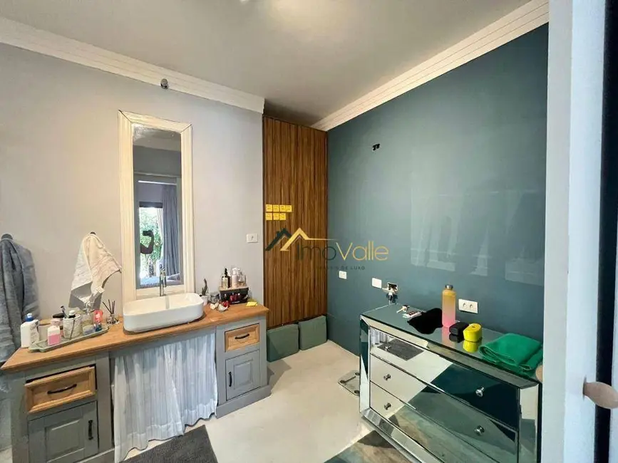 Foto 5 de Casa com 5 quartos à venda, 250m2 em Sao Jose Dos Campos - SP