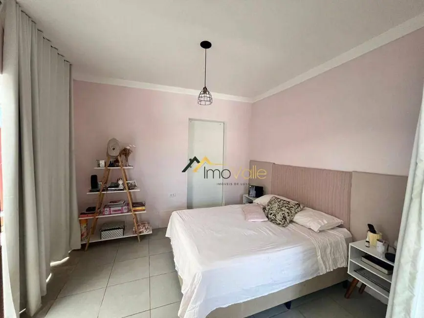 Foto 4 de Casa com 5 quartos à venda, 250m2 em Sao Jose Dos Campos - SP