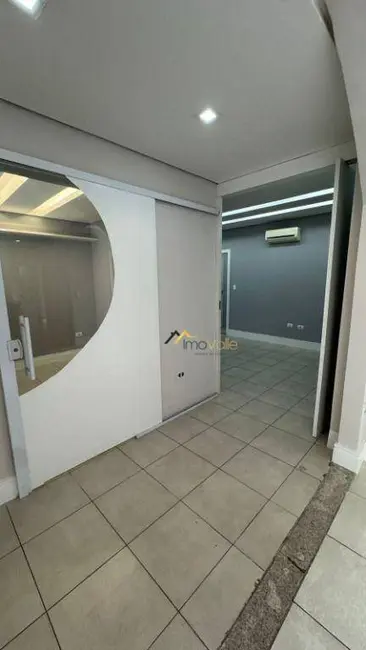 Foto 8 de Loja para alugar, 220m2 em Sao Jose Dos Campos - SP