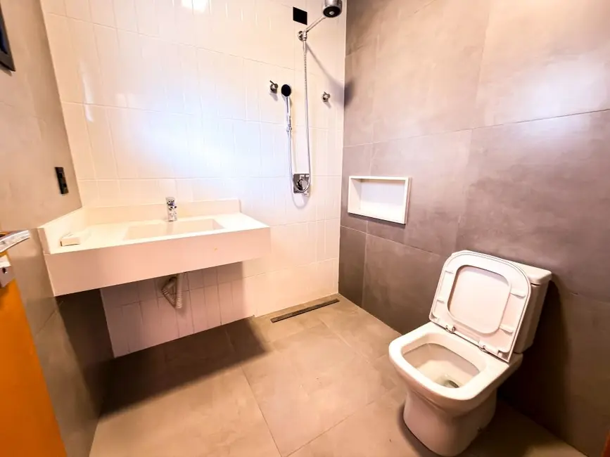 Foto 9 de Casa de Condomínio com 5 quartos à venda, 1070m2 em Sao Jose Dos Campos - SP