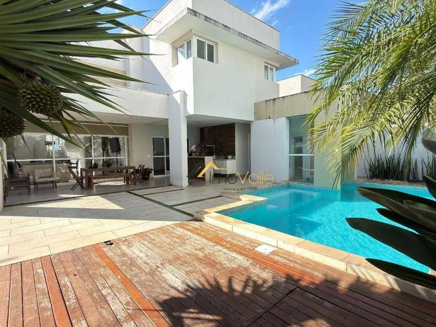 Foto 1 de Casa de Condomínio com 4 quartos à venda, 450m2 em Sao Jose Dos Campos - SP